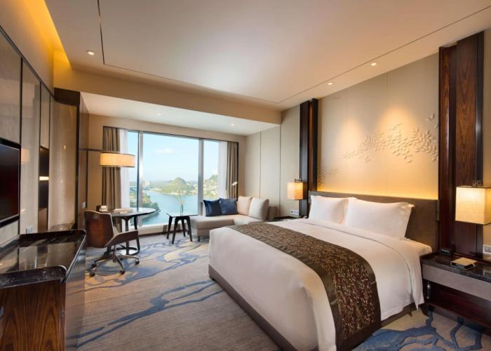 DoubleTree by Hilton Hotel Anshun