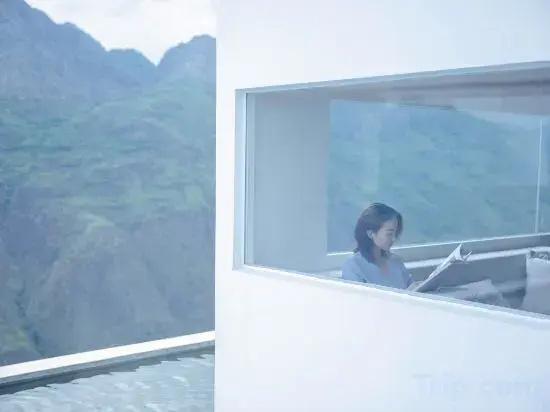 Mountain Lodge By Ven
