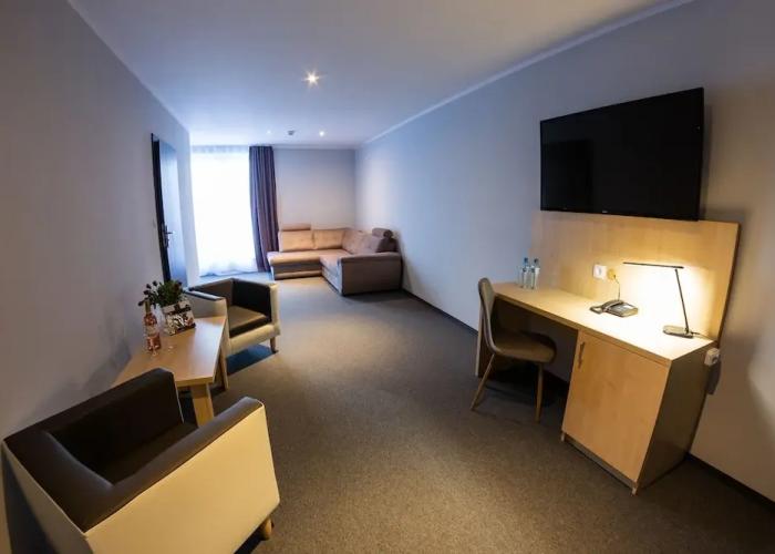 Seven Hotel