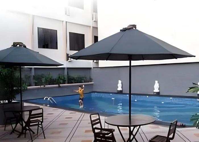 Amans Hotel