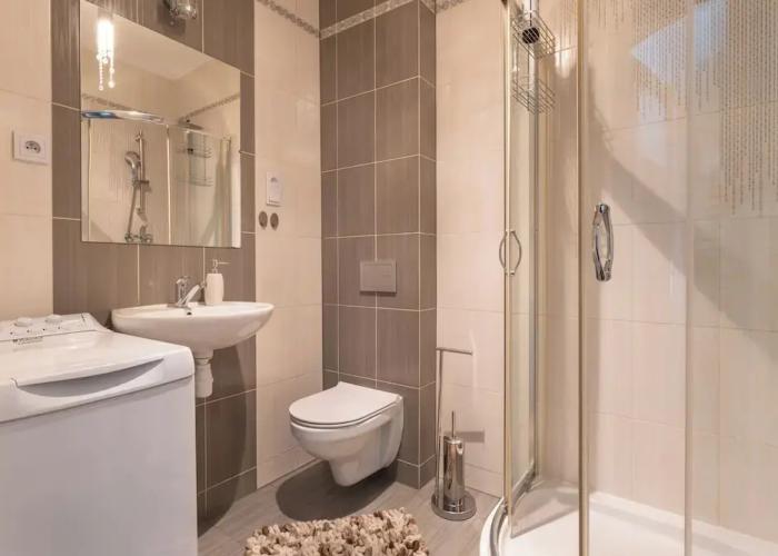 Apartament KOLEJOVA 21 - blisko centrum