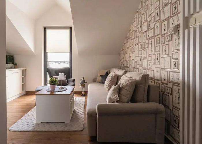 Apartament KOLEJOVA 21 - blisko centrum