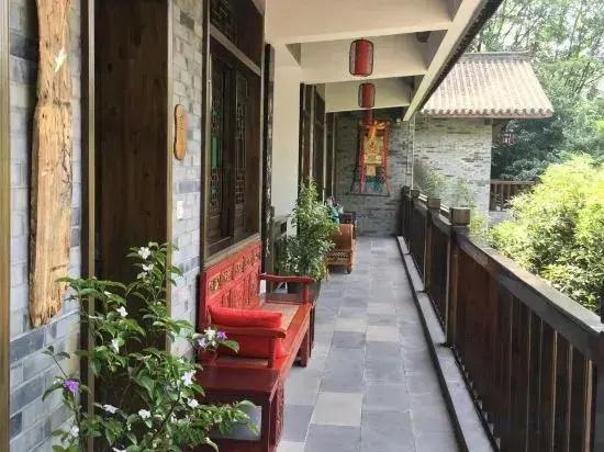 Qingcheng Mountain Yiyuanju Bieyuan Hostel