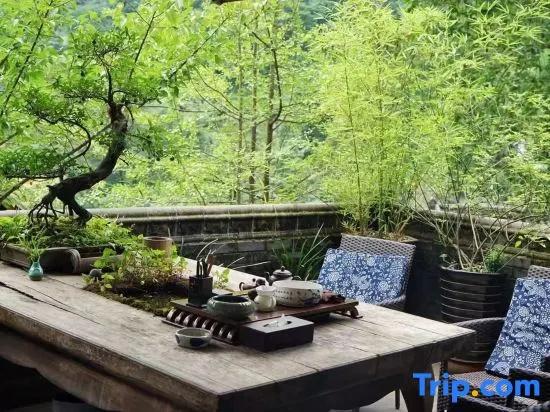 Qingcheng Mountain Yiyuanju Bieyuan Hostel