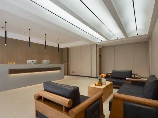VALATOMS Hotel (Siguniang Mountain Scenic Area Branch 4)