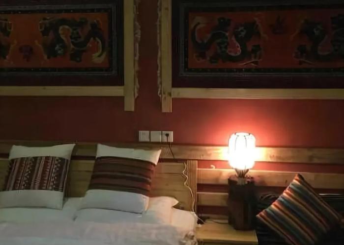 Amdo Coffee House Inn