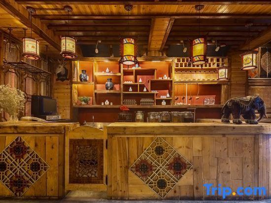 Songpan Rongquzong Bistro Inn