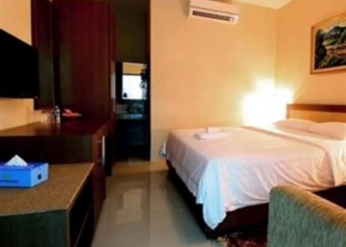 Marina Hotel