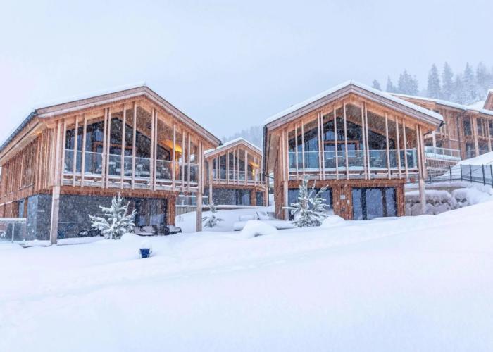 Luxury Chalet With Pool and Sauna Near Ski Lift