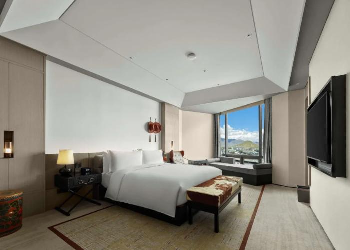 Hilton Shigatse