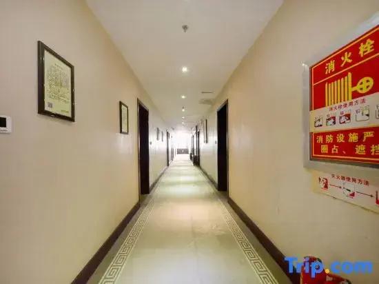 Wutaishan Golden Lotus Hotel
