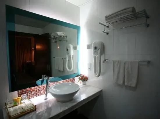 Xinzhou Conference Hotel