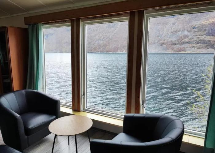 Visit Undredal