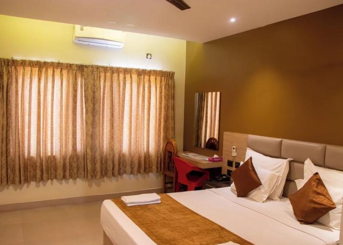 Hotel Om International