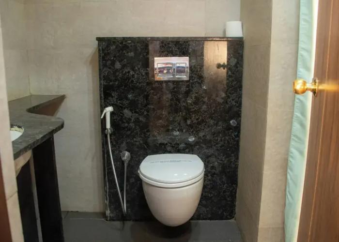Hotel Om International