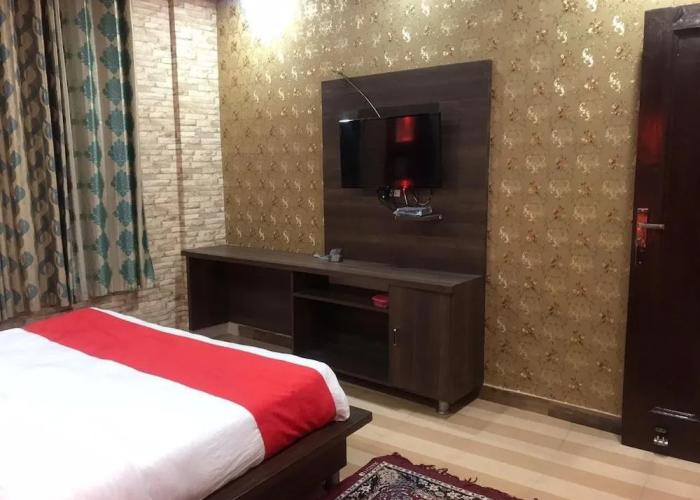 Hotel Grand Raga
