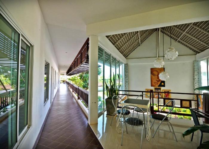 Thatphanom Place
