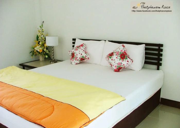 Thatphanom Place