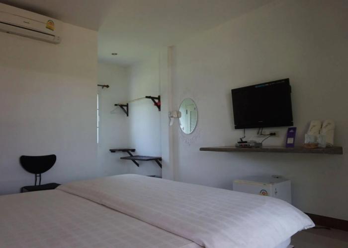 Thatphanom Place