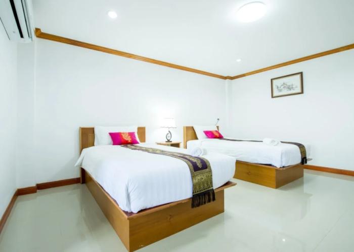 Thatphanom View Hotel