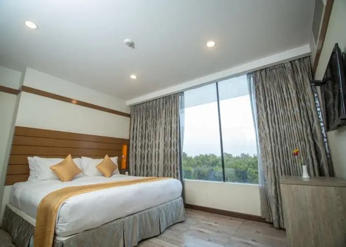Hotel Hotel X