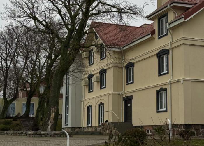 Akvamarin Plyazh Hotel