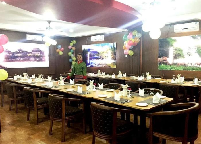 Tashi Namgay Grand