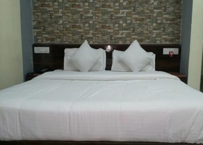Tropical Suites