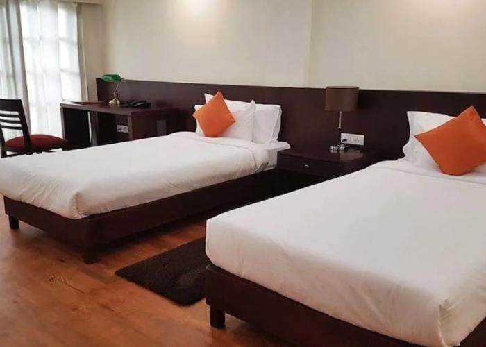 Khuru Resort