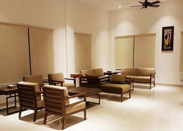 Khuru Resort