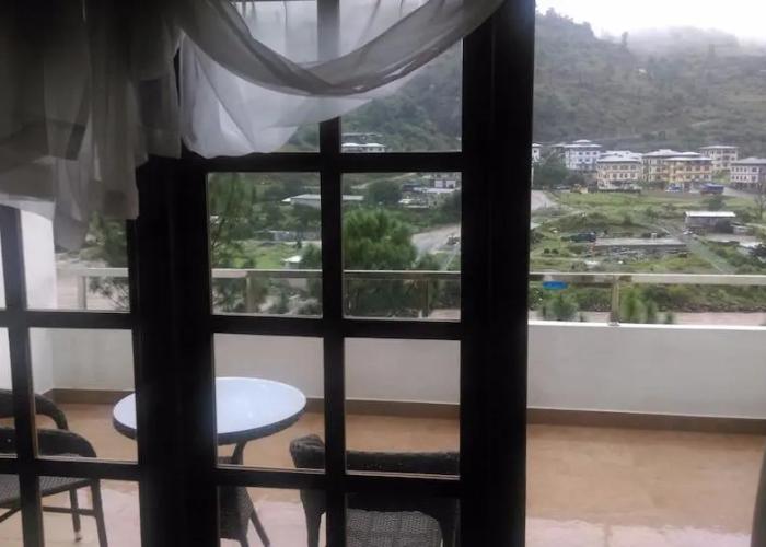Khuru Resort