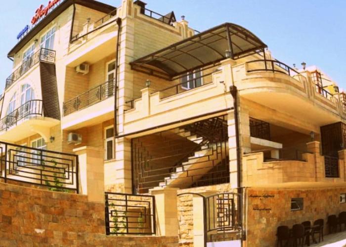 Assorti Hotel