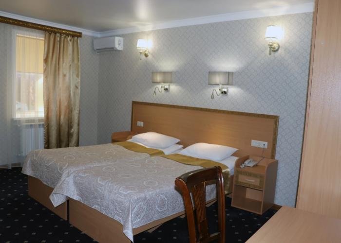 Shakhristan Hotel