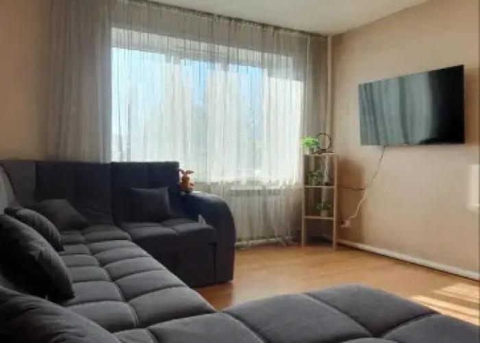 Dvukhkomnatnaya kvartira v tsentre Flat