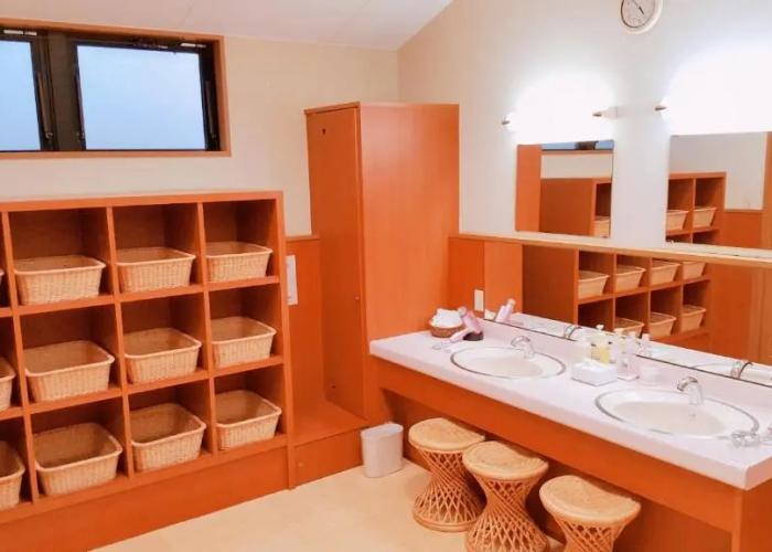 Hotel Familio Sado Aikawa