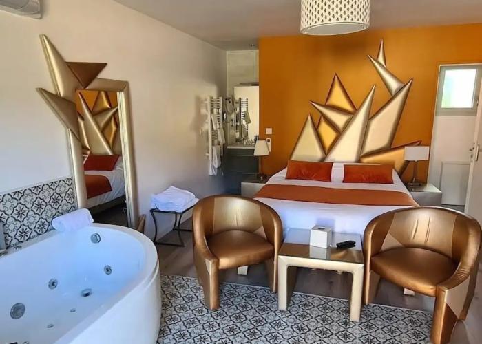 Domaine des Pierres Dorées