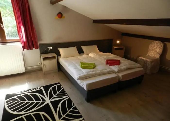 Gîte du Domaine des Pierres Dorées
