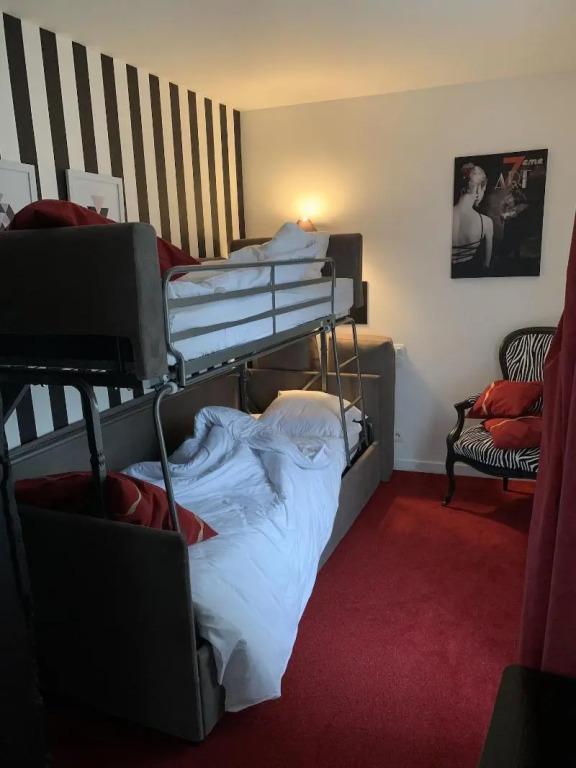 Logis Hôtel Le Richelieu - Royan Atlantique