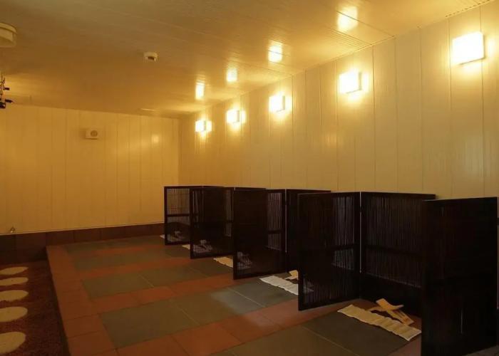 Hagi Royal Intelligent Hotel