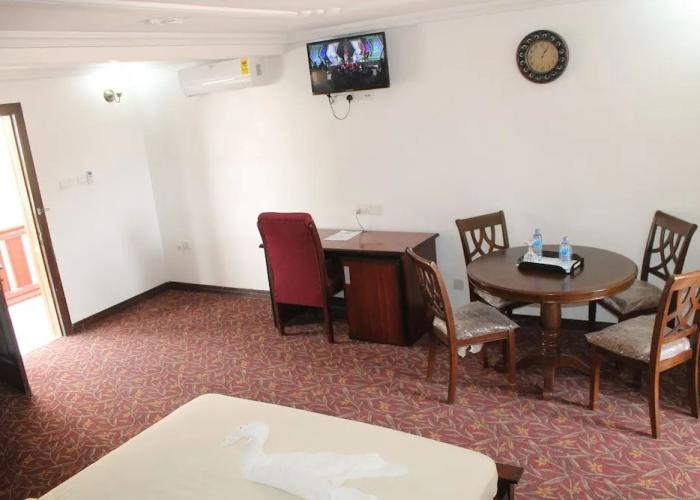 Royal Elmount Hotel
