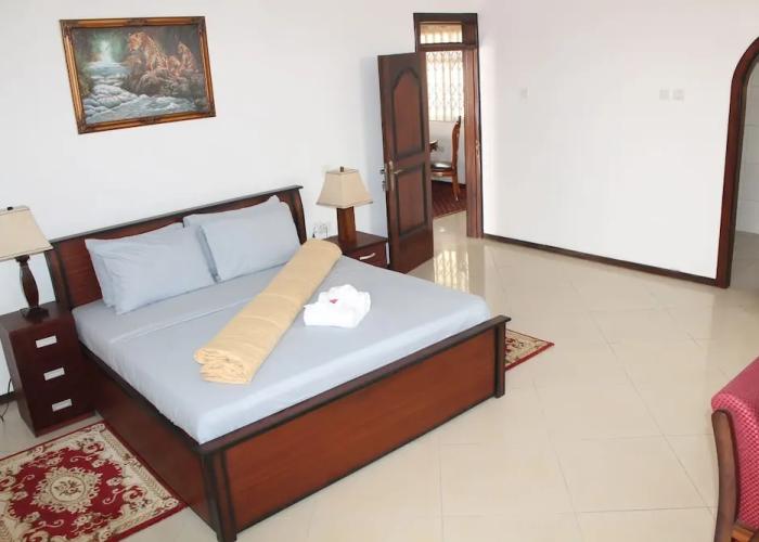 Royal Elmount Hotel