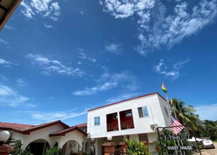 E-Town City Guest House