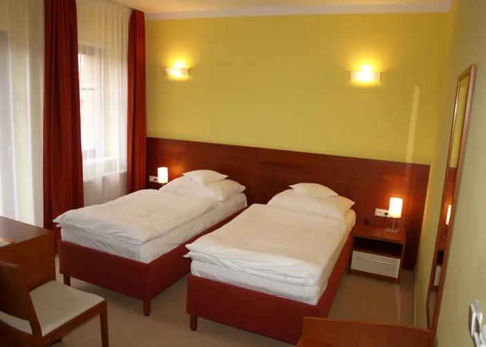Hotel KATERAIN