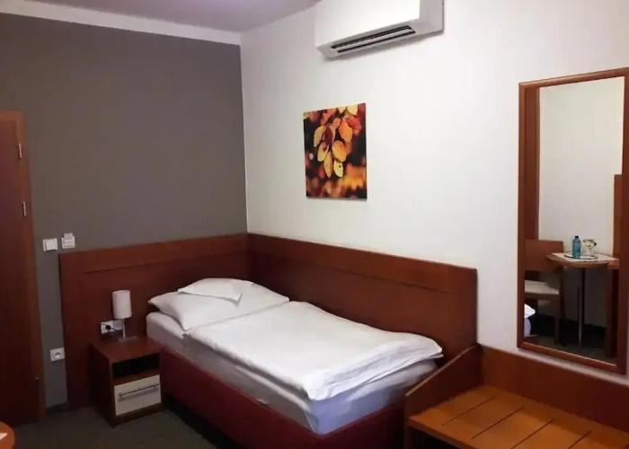 Hotel KATERAIN