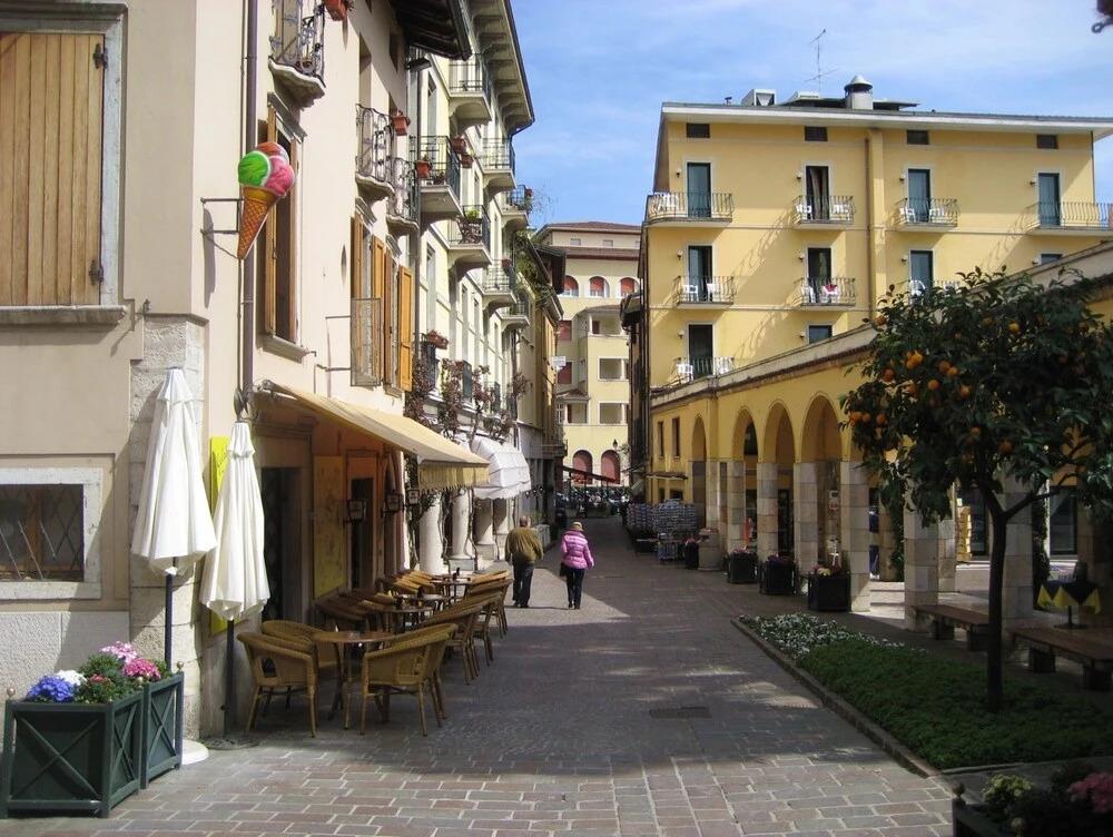 Ricomilla-finestra Sul Verde- Priv Park