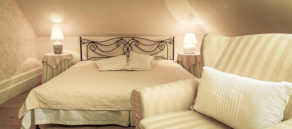 Villa Rosa Restaurant & Pension