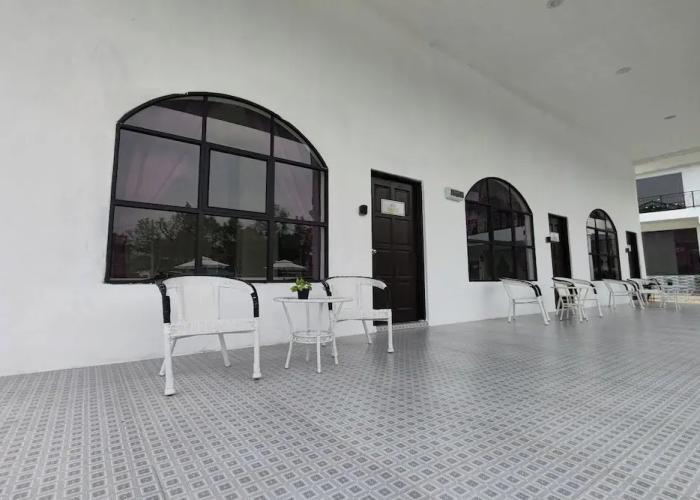 Grand Aeden Villa