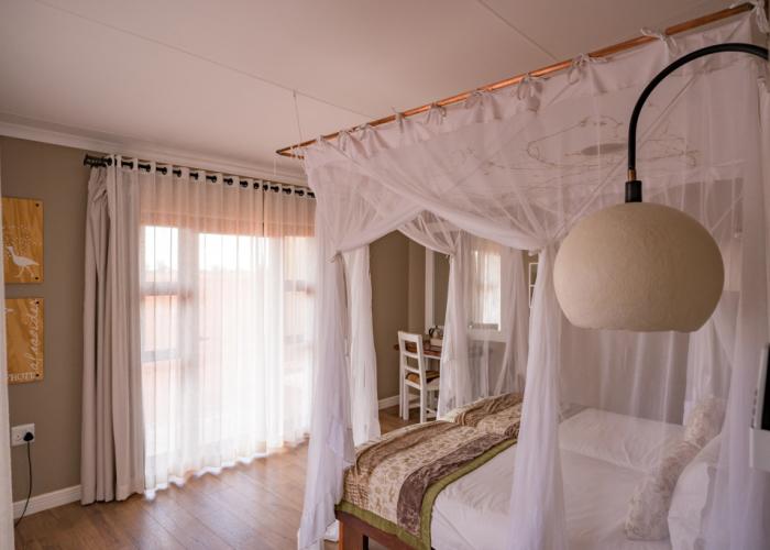 Kalahari Anib Lodge