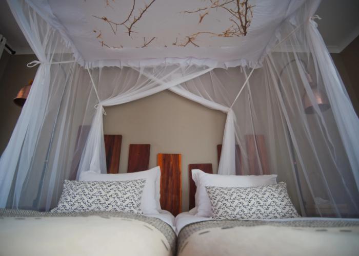 Kalahari Anib Lodge