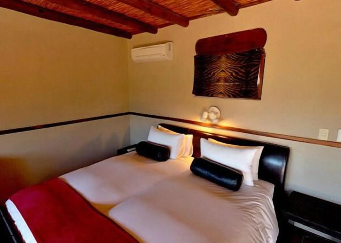 Zebra Kalahari Lodge